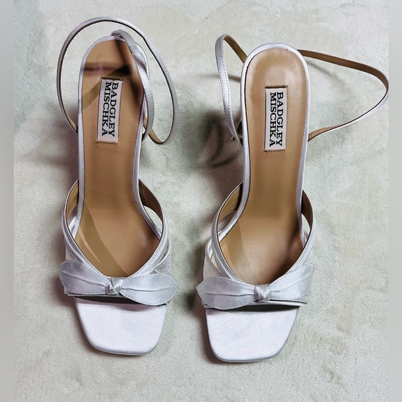 Badgley Mischka Women's Joselyn Heeled White Satin Sandal Size 8 - Picture 5 of 10